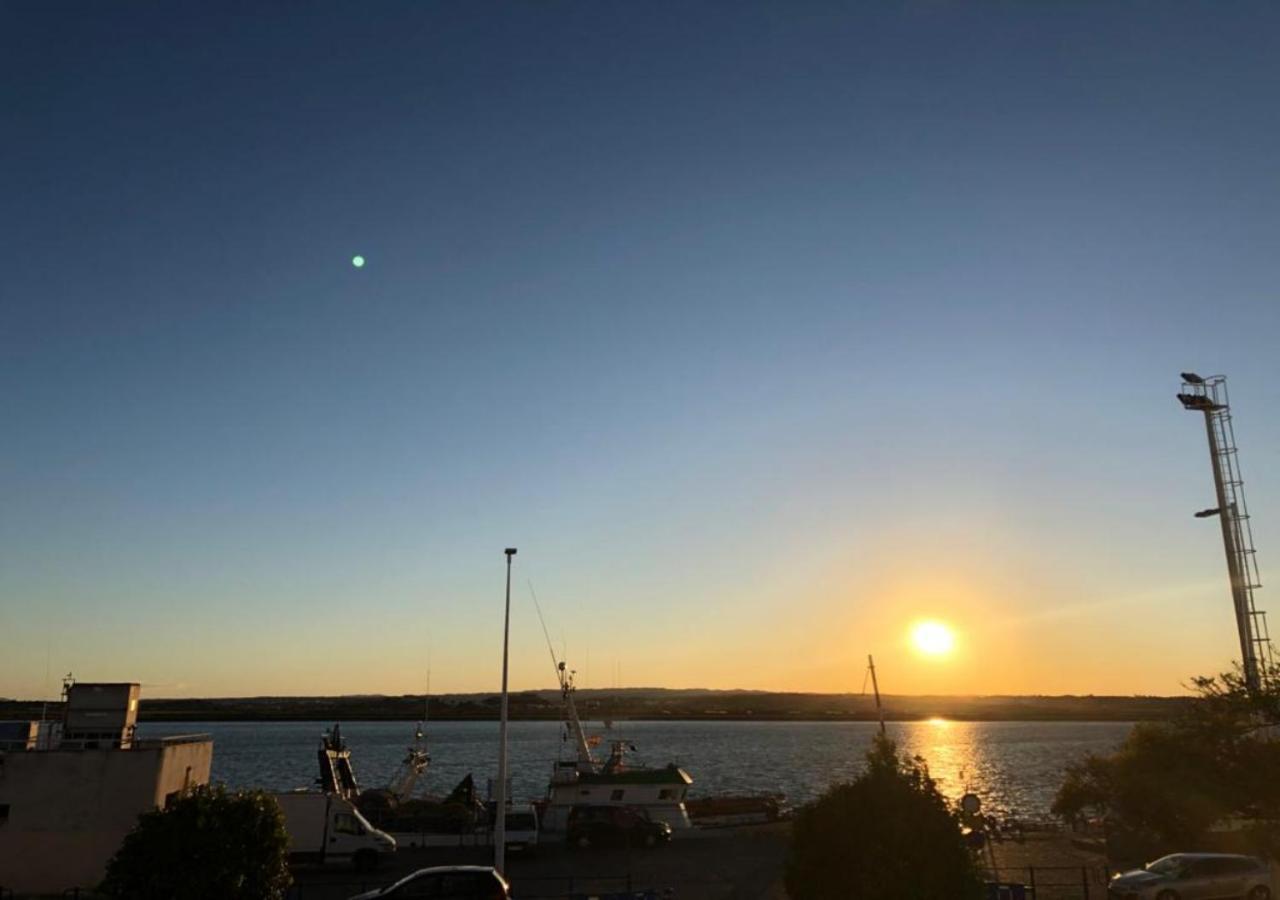 Apartamento Mirando Al Guadiana Centro Ayamonte Exterior foto